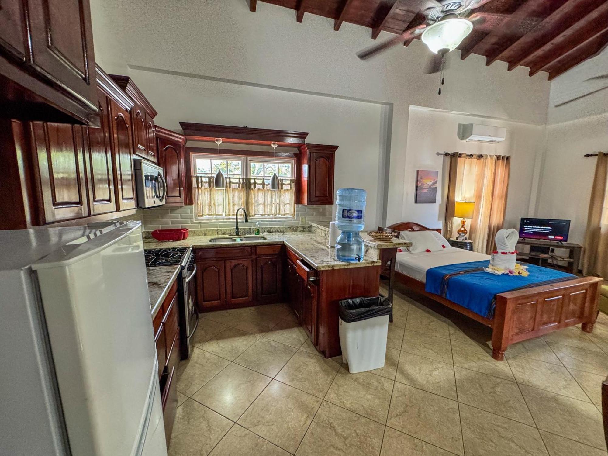 Caribbean Shores Belize Hopkins Exterior photo
